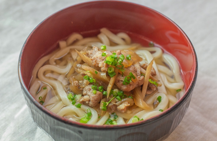 肉うどんの写真